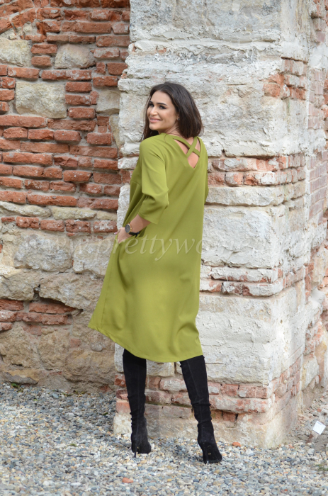 Rochie verde cu buzunar aplicat si nasturi crem [5]