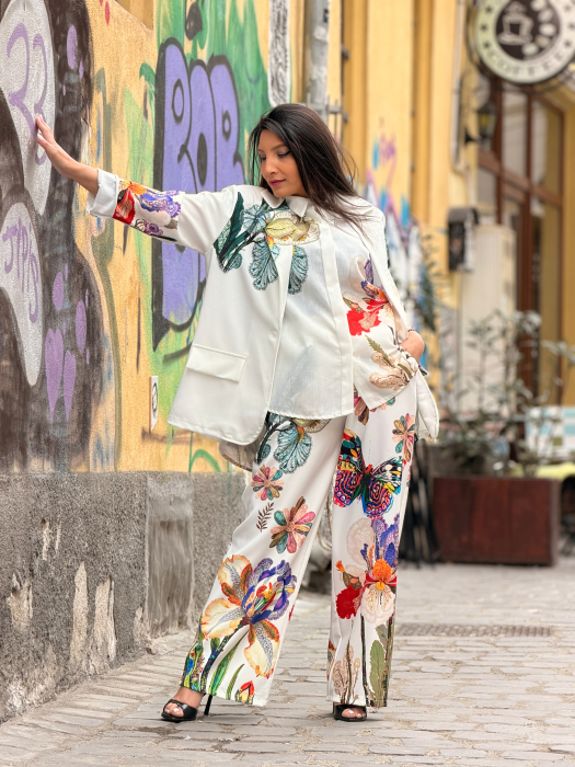 Sacou cu imprimeu floral artistic si inchidere cu nasture [5]