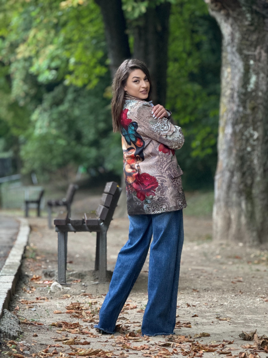 Sacou cu print floral si portret colorat [4]