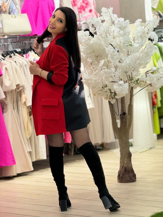 Sacou cu revere si print fata cu rochie neagra [2]