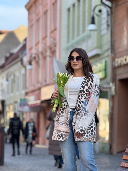 Sacou damă cu croială dreaptă cu imprimeu animal print [3]