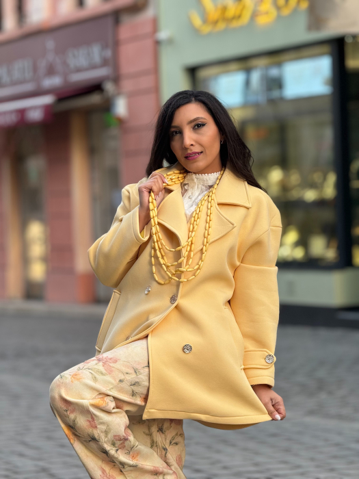 Sacou damă cu croială lejeră, guler tip rever și închidere dublă cu nasturi decorativi [3]