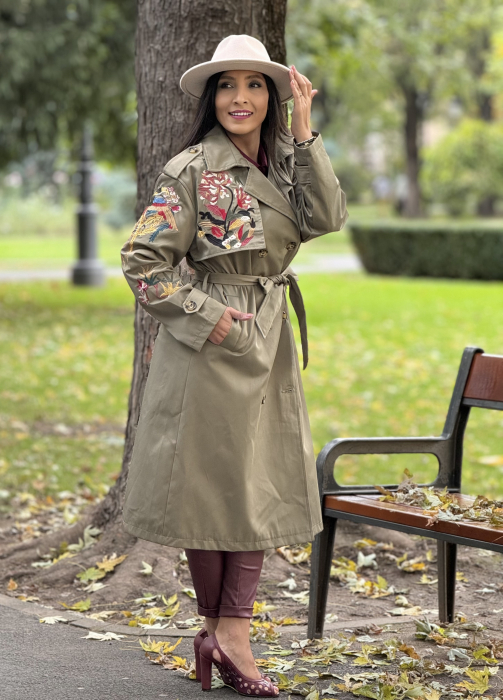 Trench cu imprimeu broderie pe parte si cordon in talie [5]