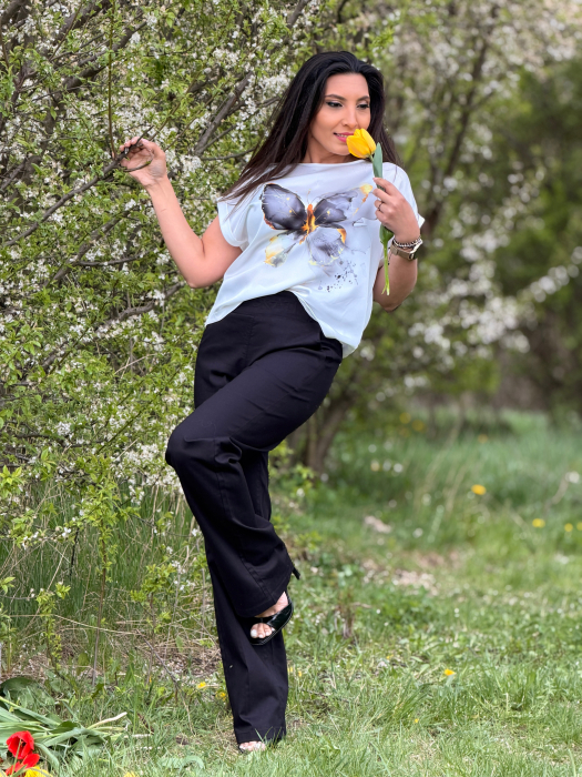 Tricou alb cu imprimeu fluture [5]
