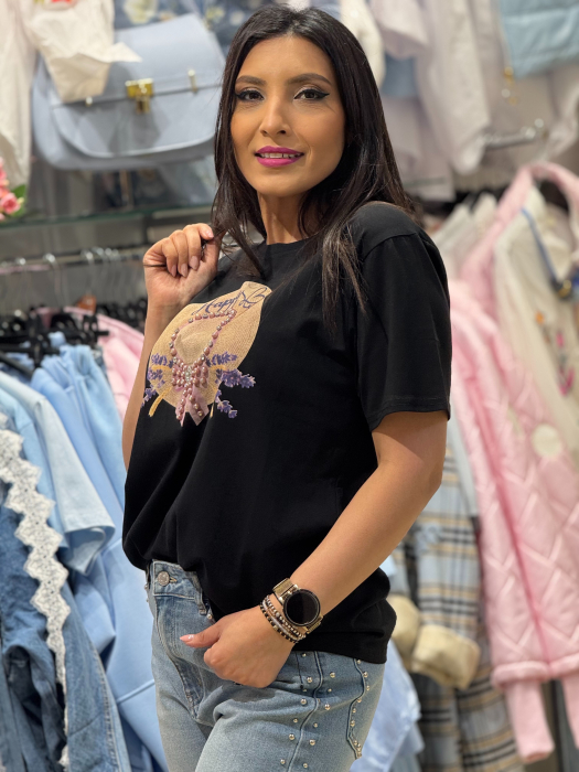Tricou cu imprimeu palarie decorativa cu aplicatii 3D din margele si cristale [3]