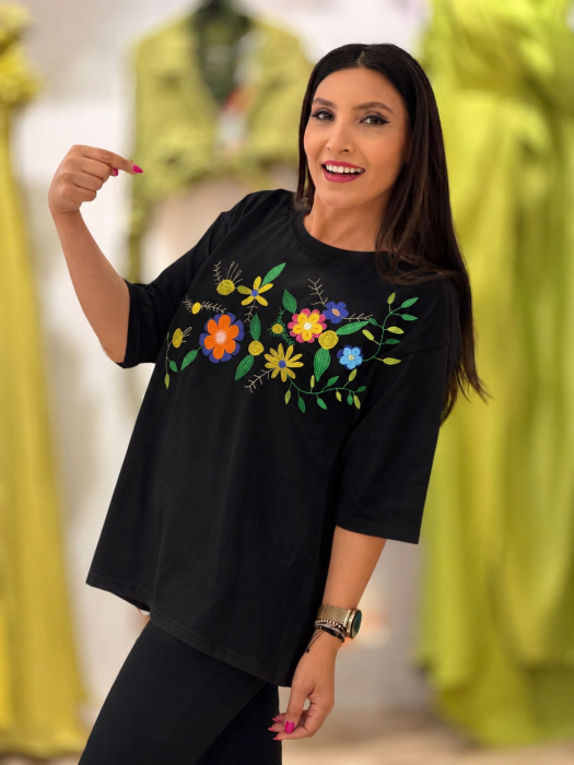 Tricou oversized cu broderie florala [3]