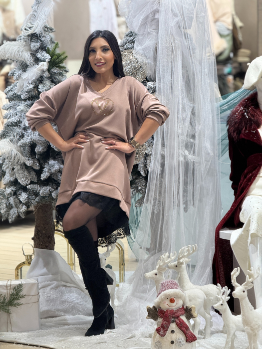 Tunica cu dantela cu v [1]