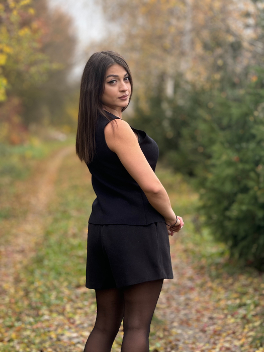 Vesta cu nasturi mari decorativi [3]