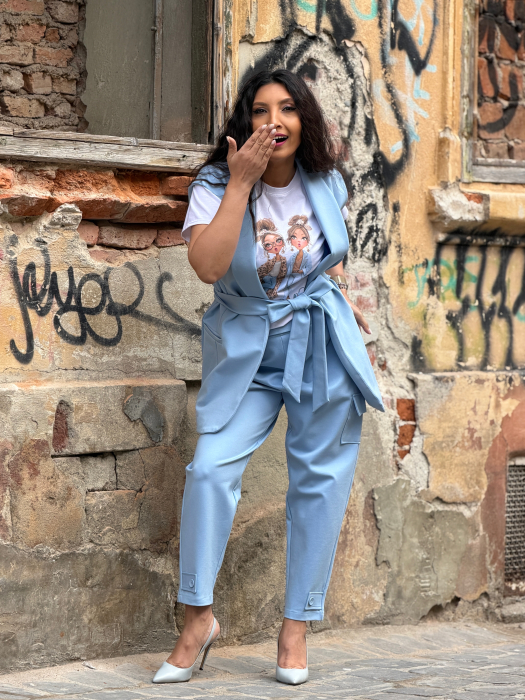 Vesta cu rever si cordon [8]