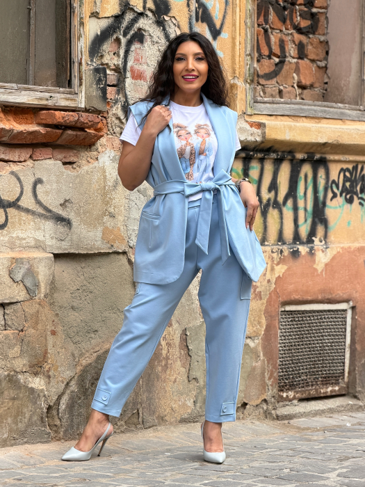 Vesta cu rever si cordon [2]