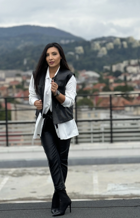 Vesta din piele ecologica cu doi randuri de nasturi [3]