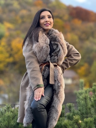 Geci si jachete - Haina din alpaca cu blana bogata naturala