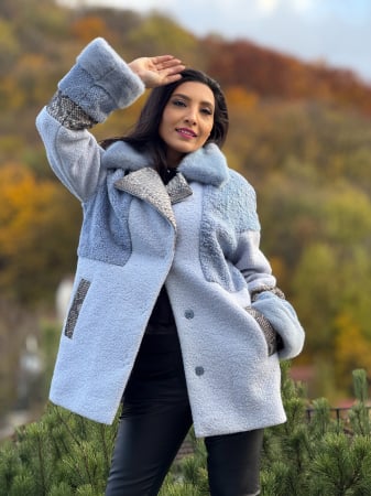 Geci si jachete - Haina bleo cu blana naturala