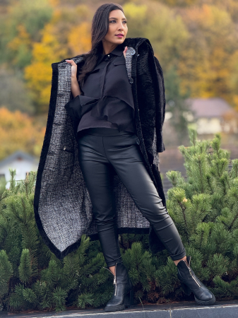 Haina din astrahan cu 2 fete [4]