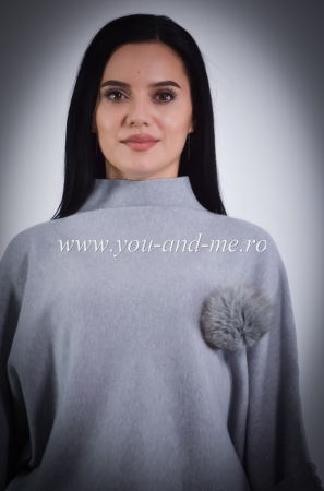 Bluza tricotata cu accesoriu ciucure din blana [1]