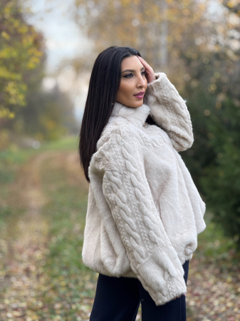 Blanita bordo cu nasture decorativ [2]