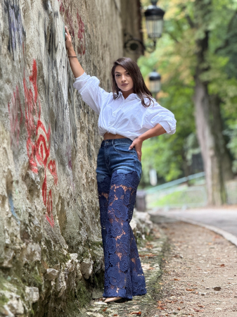 Blugi wide leg din dantela florala [2]