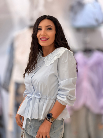 Bluza bleo cu guler brodat [2]