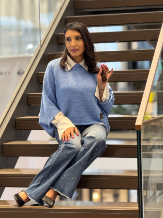 Bluza asimetrica cu emblema [2]