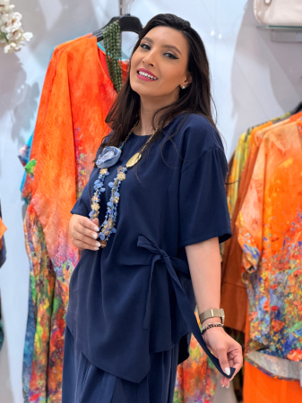 Bluza bleumarin cu funda [2]