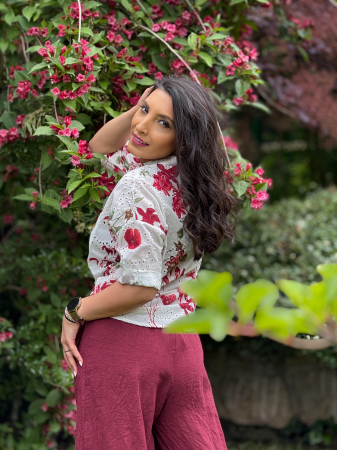 Bluza brodata cu imprimeu floral [6]