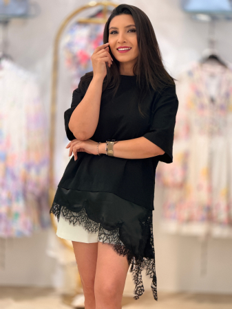 Imbracaminte de dama - Bluza cu dantela aplicata in partea de jos