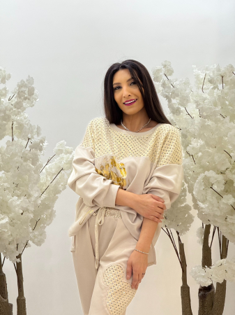 Bluza cu detaliu auriu [2]