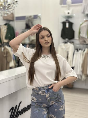 OFERTELE PRIMAVERII - Bluza cu detaliu cu pietricele la gat