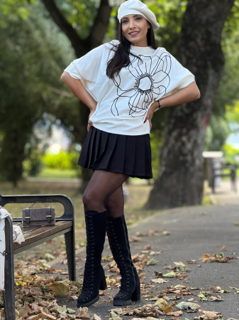 Bluza cu floare [2]