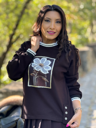Bluza cu floare [5]