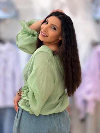 Bluza cu floare la mana [2]