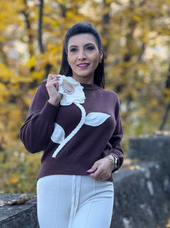 Bluza cu floare mare [1]