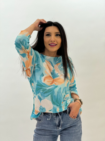 Imbracaminte de dama - Bluza cu flori