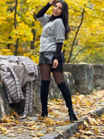 Bluza cu flori cu pietricele [5]