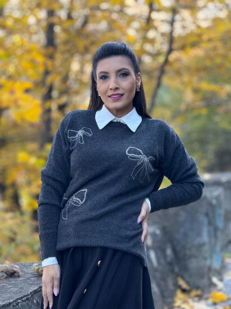 Bluze si camasi - Bluza cu fundite