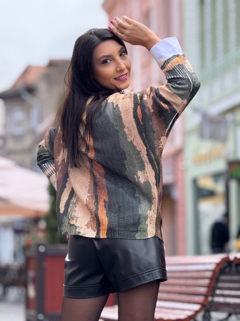 Bluza cu imprimeu abstract [3]