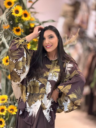Noutati - Bluza cu imprimeu exotic