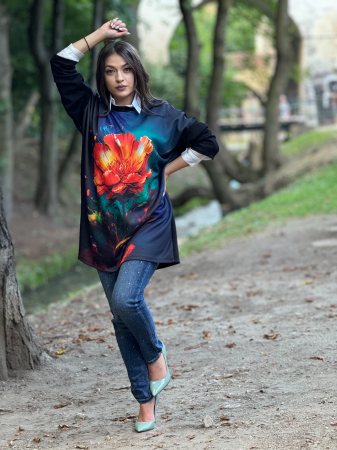 Bluza cu imprimeu floare rosie [2]