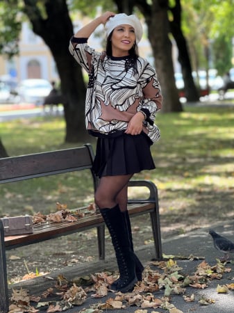 Imbracaminte de dama - Bluza cu imprimeu floral