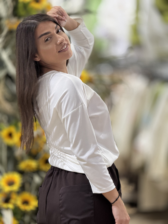 Bluza cu imprimeu floral si pietricele decorative [2]