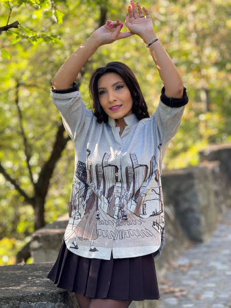 Bluza cu imprimeu oras [5]