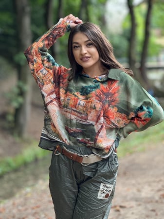 COLECTIA DE TOAMNA - Bluza cu imprimeu peisaj