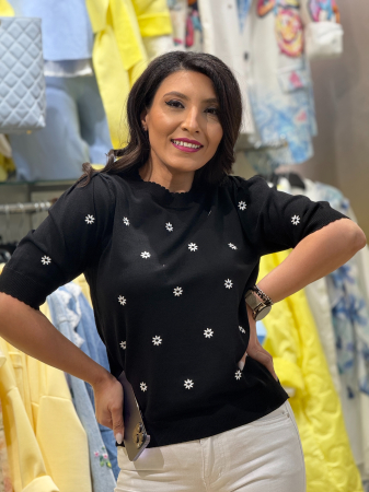 Noutati - Bluza cu maneca scurta si broderie florala