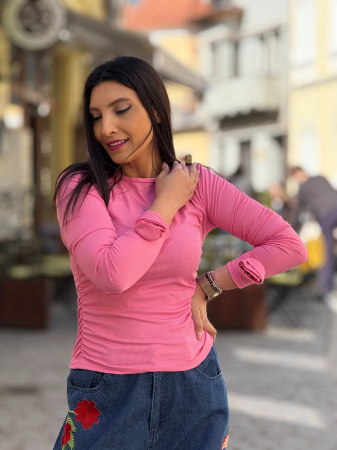 Promotii - Bluza cu maneci lungi si detaliu floral aplicat