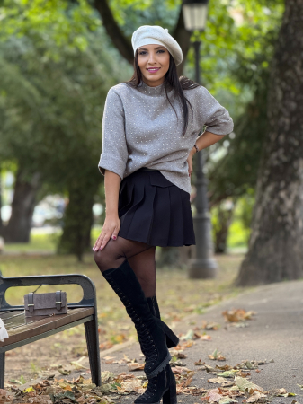 Bluza cu pietricele aplicate [3]