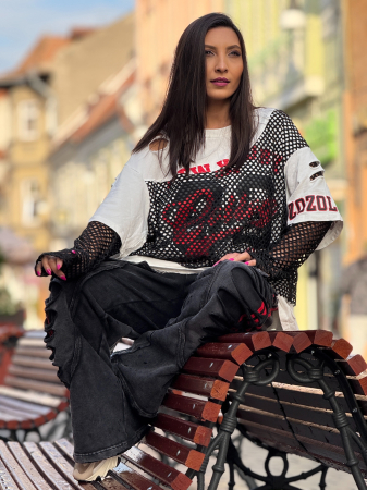 Bluza cu plasa si detaliu rosu [6]