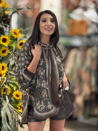 COLECTIA DE TOAMNA - Bluza cu print floral