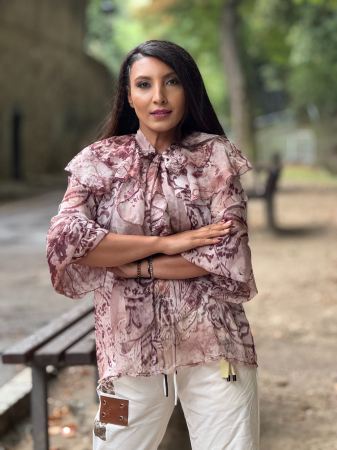 Bluza cu volane si imprimeu abstract [3]