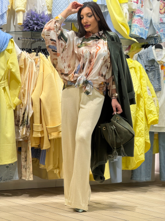 Bluză damă cu croială lejeră cu  imprimeu artistic abstract [4]