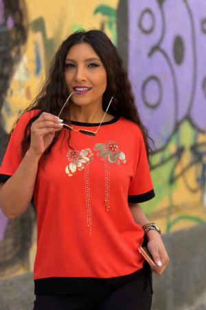 Imbracaminte de dama - Bluza dama cu margarete din pietricele